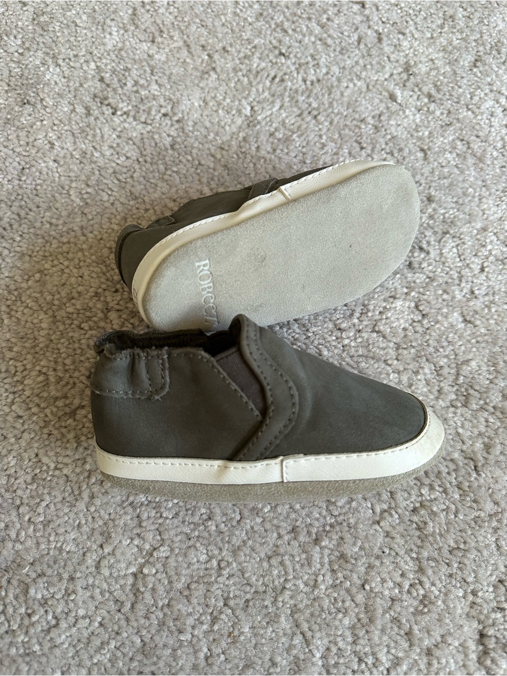 Robeez / Liam Soft Soles Charcoal in Grey / Size 12-18m